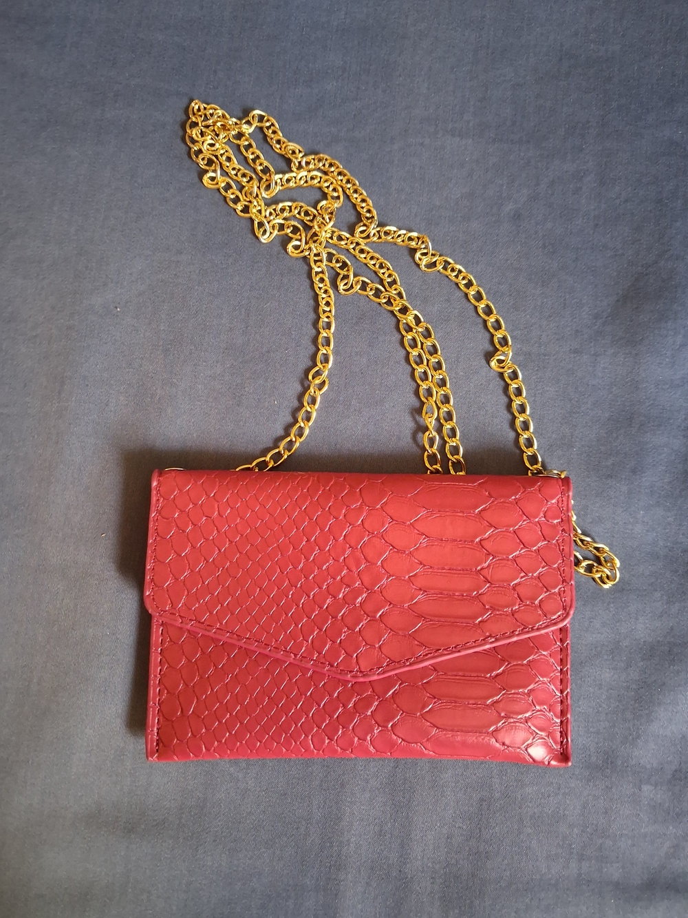 Ava Kris Ruby Red Leather Small Crossbody Wallet EvenIng Travel Purse